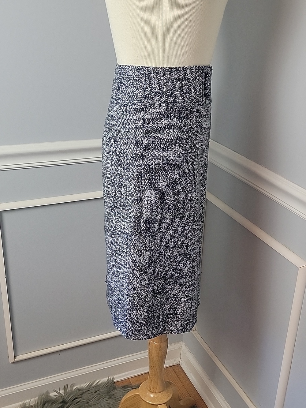 ANN TAYLOR Blue White Tweed Faux Button Nautical Career Straight Pencil Skirt 10 - Picture 4 of 7